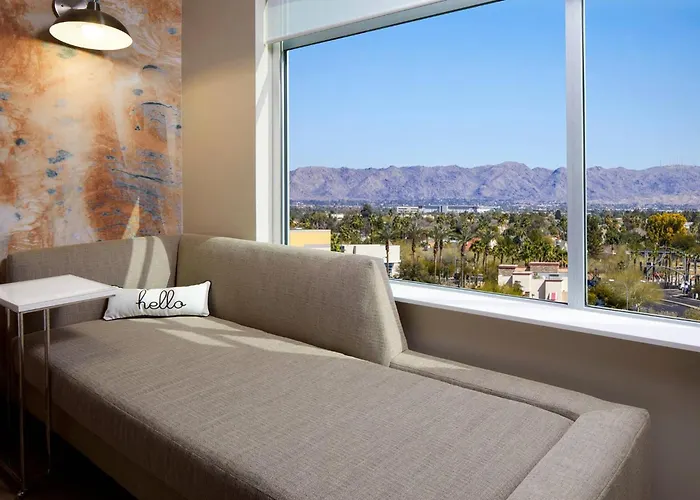 Cambria Phoenix - Fashion Center Hotel 4*