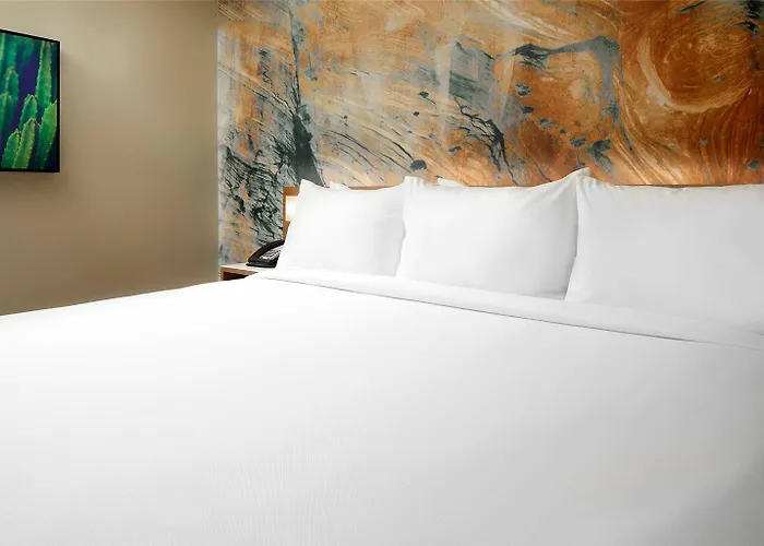 Cambria Phoenix - Fashion Center Hotel Chandler