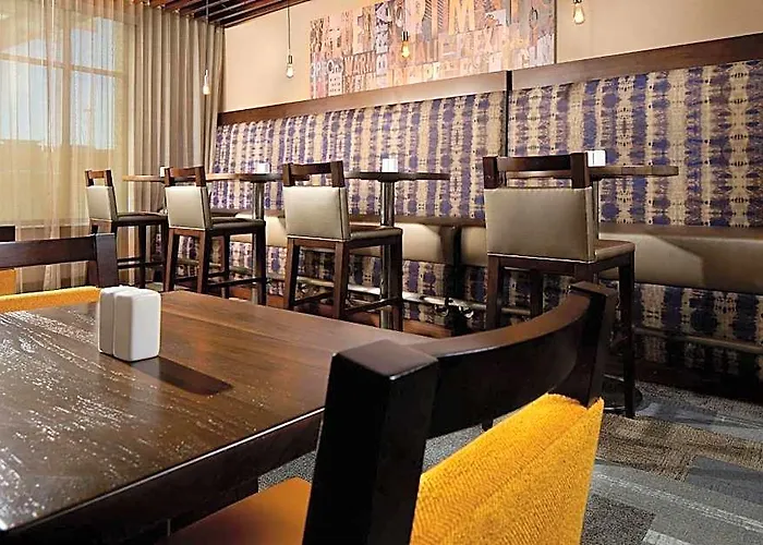 Cambria Phoenix - Fashion Center Hotel